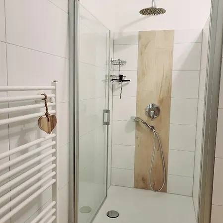 公寓 Ferienwohnung / Monteure In